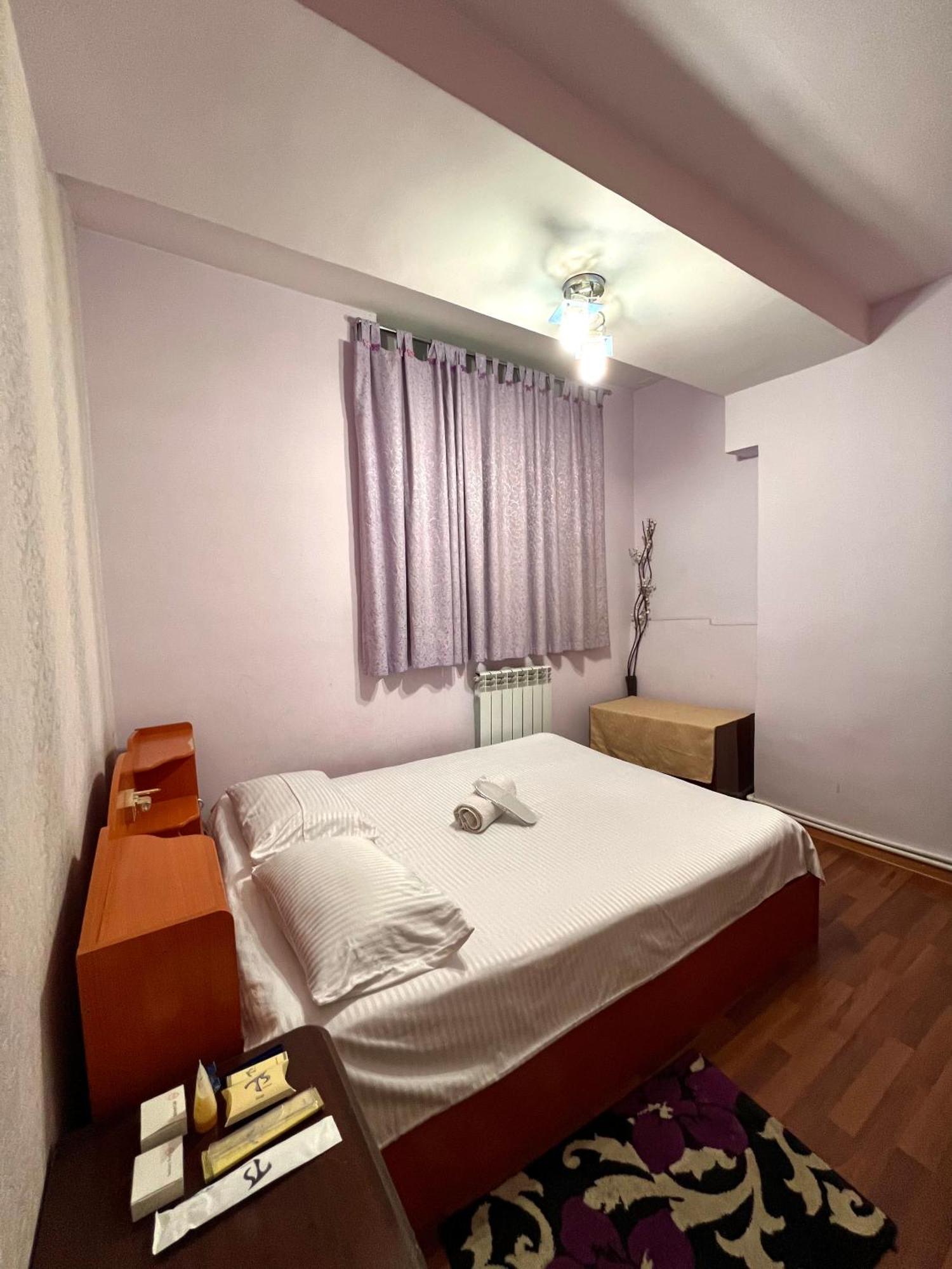 Apartment In The Centre Of Yerevan For Rent Exteriör bild